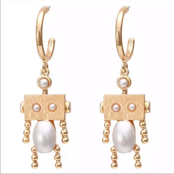🆕 Unique Pearl Robot Earrings - Picture 2 of 3